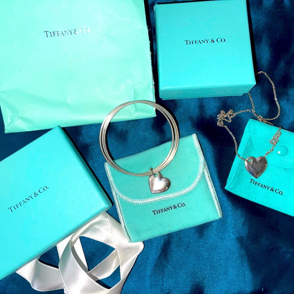 TIFFANY Heart necklace and bangle set